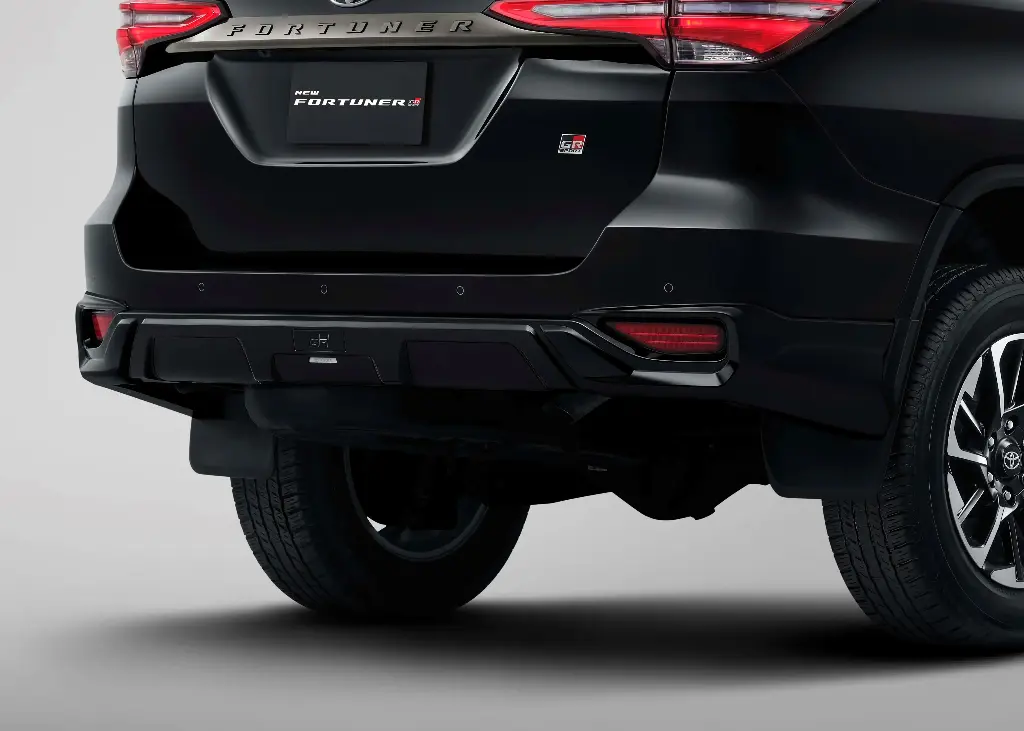 GR Rear Bumper Spoiler