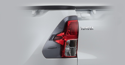 Rear Lamp Garnish Halogen, Dark Gross