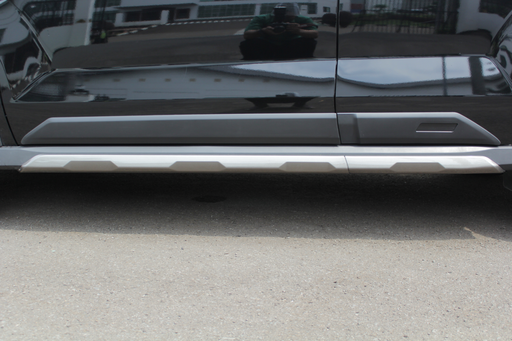 Side Moulding