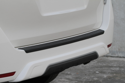 REAR BUMPER STEP GUARD