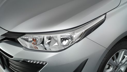 HEADLAMP GARNISH BLACK